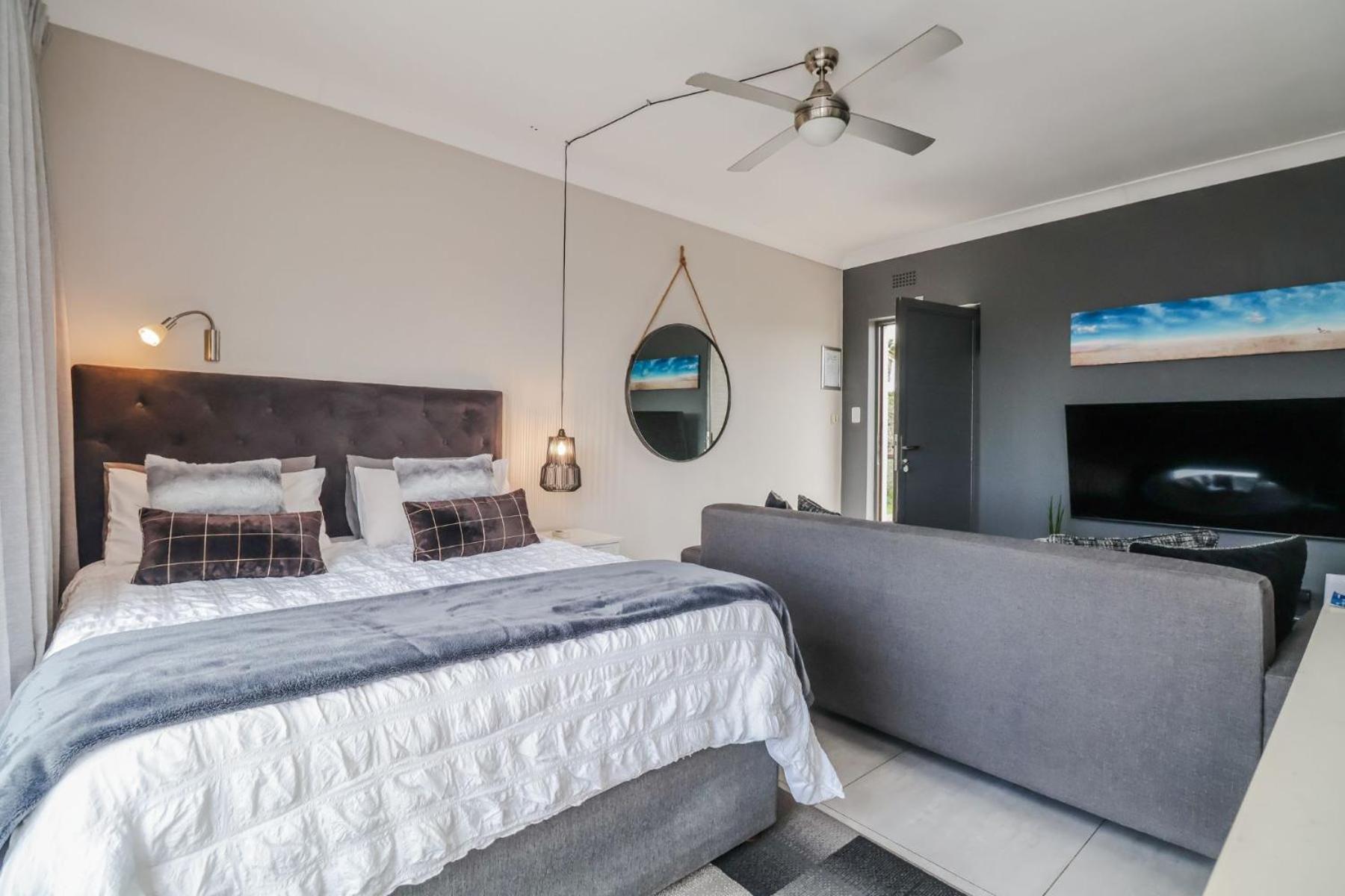 Studio Bella Vista Plett プレッテンバーグ・ベイ エクステリア 写真